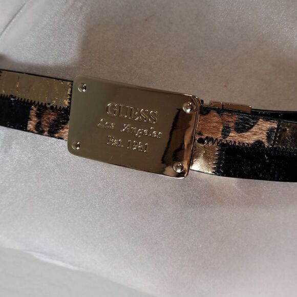 Guess Accessories - Guess Vintage Y2K Women’s Belt Reversible Gold Tone Buckle Black Animal Size 48”